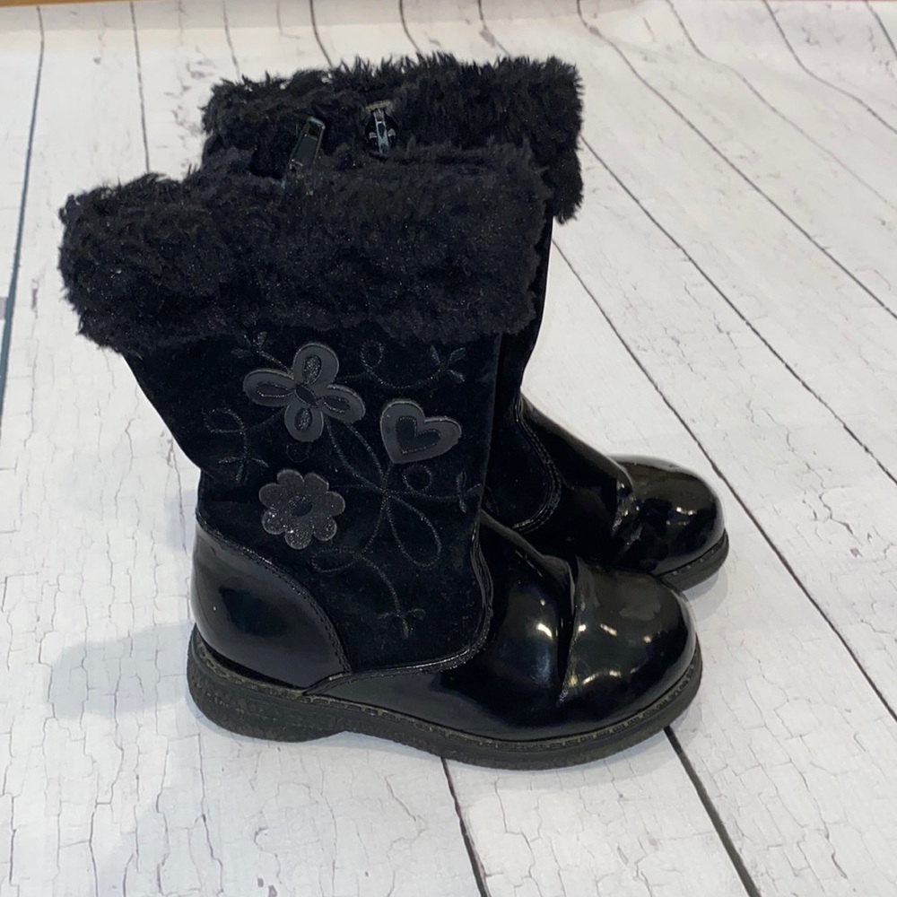 Black Boots